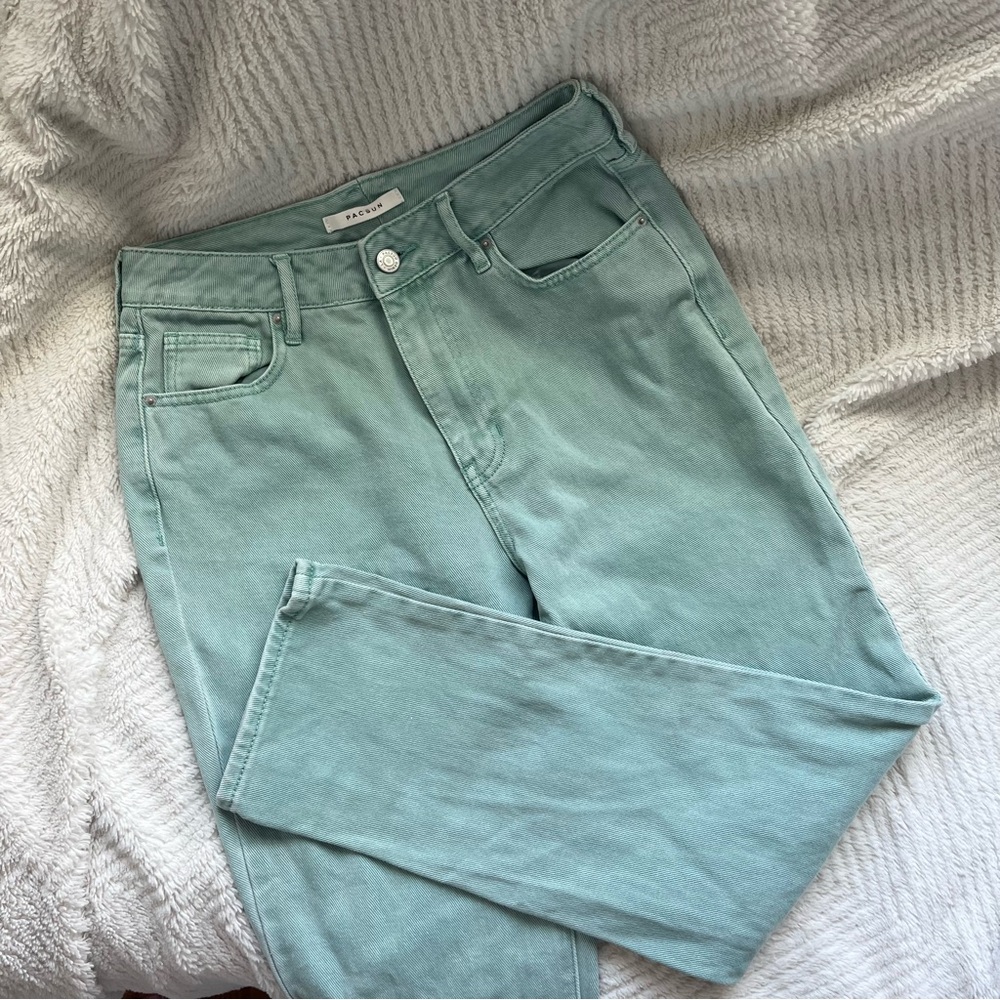 Unique pacsun coloured Mom jeans